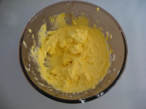 Italian recipe - Caprese: Mixture of butter, sugar and egg yolks