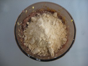 Italian recipe - Step 4: Add the ground almonds