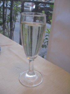 Good Restaurant in Rome - Porto Corallo offer prosecco