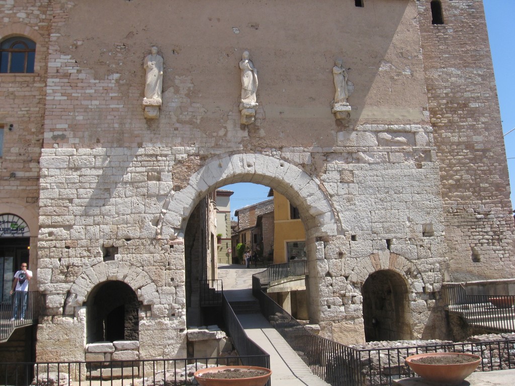 Umbria Towns - Spello Main Entrance