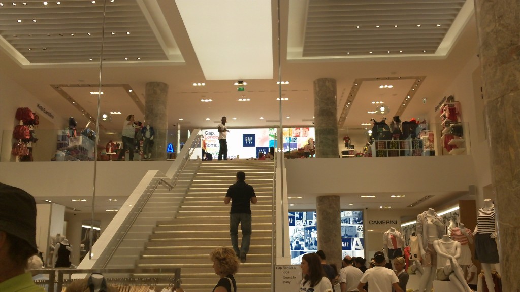 Gap Flagship Store in Rome, Italy - It's huge