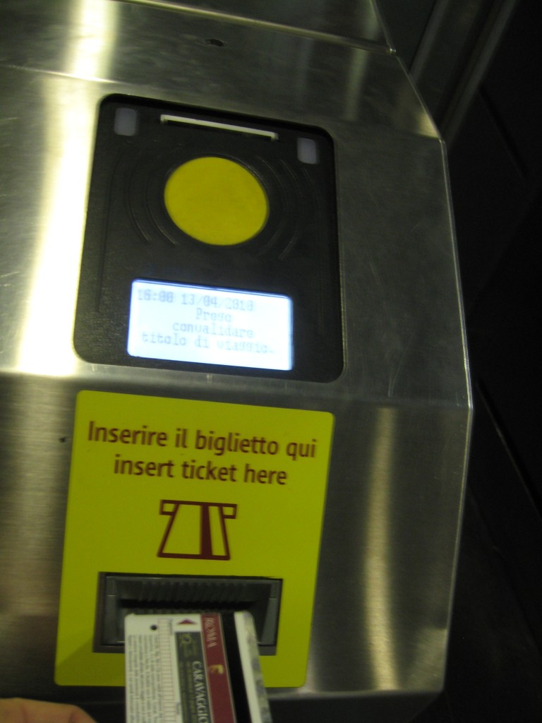 Public Transport in Rome - Validate Tickets - Metro