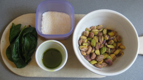 Pistachio Pesto (Pesto di Pistacchio)