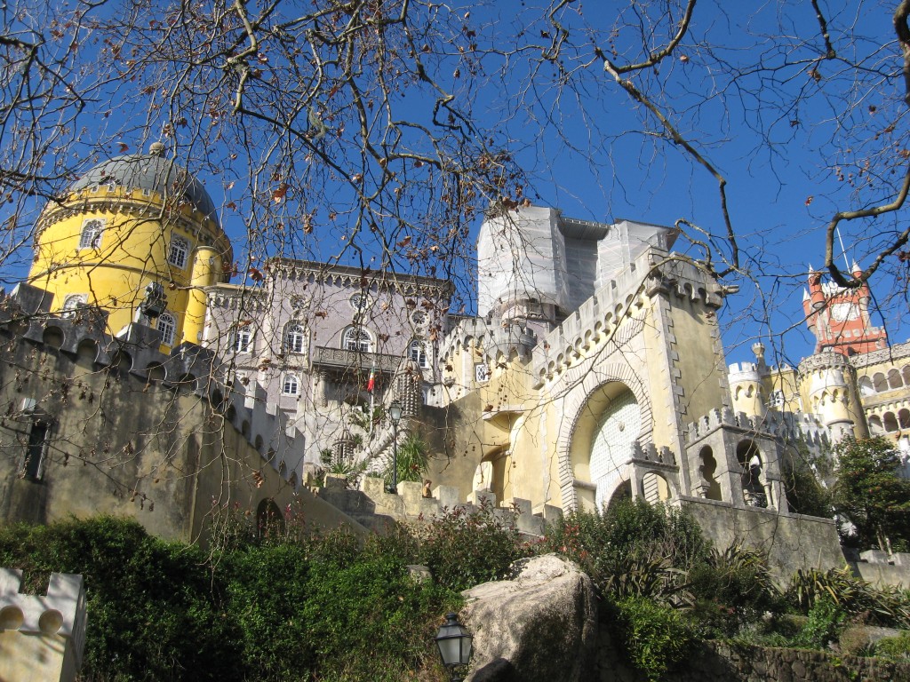 Things to do in Lisbon: Day Trip - Palacio Nacional da Pena