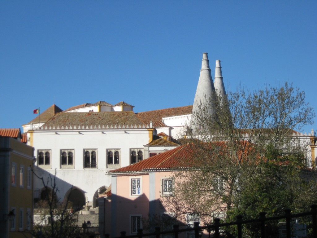 Things to do in Lisbon: Day Trip - Palacio Nacional de Sintra