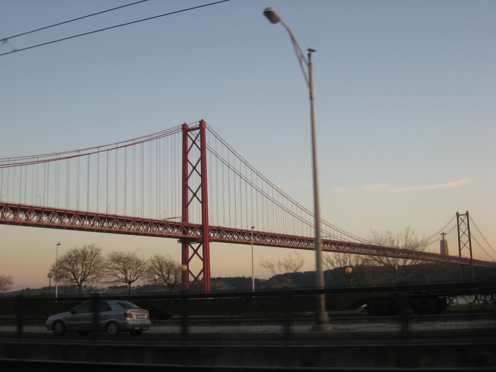 Things to do in Lisbon: Ponte 25 de Abril and Cristo Rei