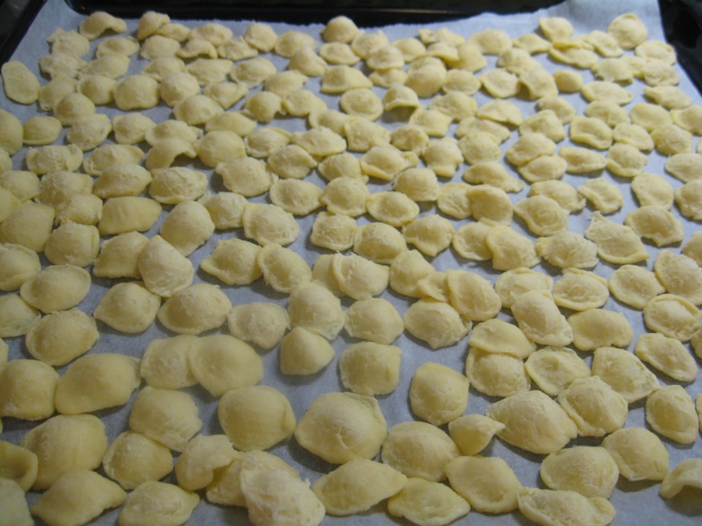 Orecchiette Pasta: Drying