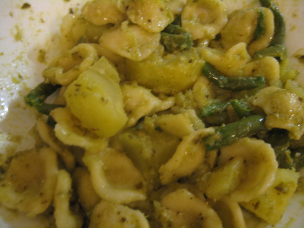 Orecchiette Pasta: With Pesto, Potato and Green Beans