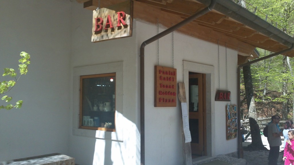 Abruzzo National Park: Bar