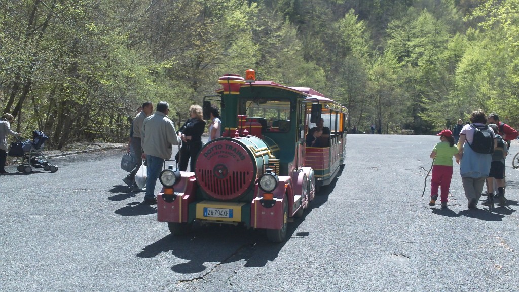 Abruzzo National Park: Train