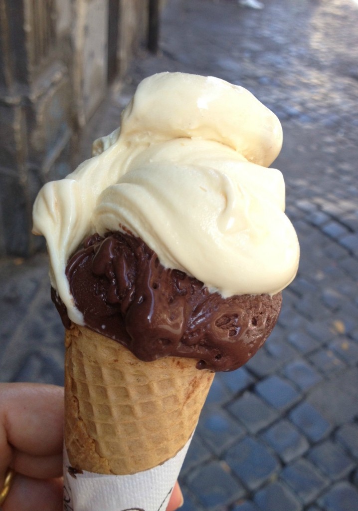 Gelato Shop Rome - Venchi - Gelato in Hand