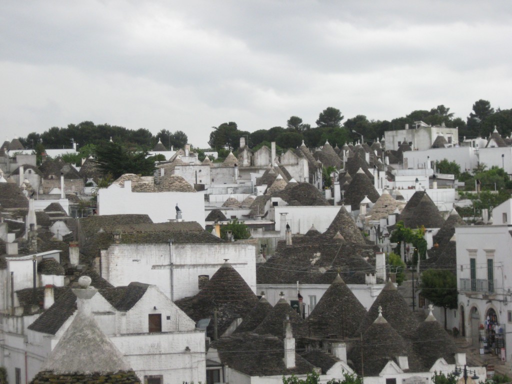 Staying in a trullo in Puglia - Town of Alberobello