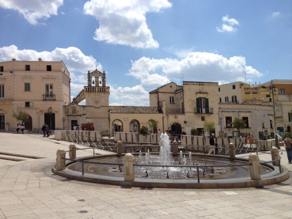 Matera Italy: Piazza Vittorio Veneto