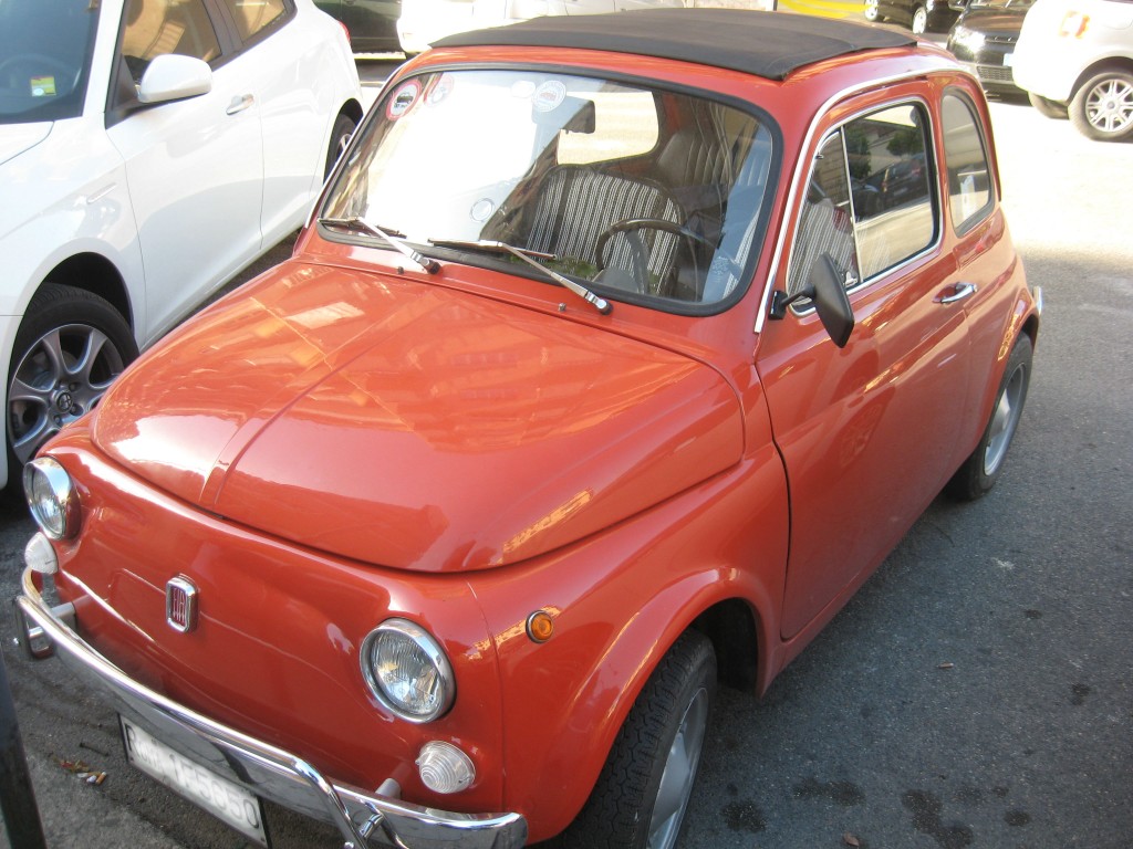 Orange Vintage Fiat 500 - Love the color