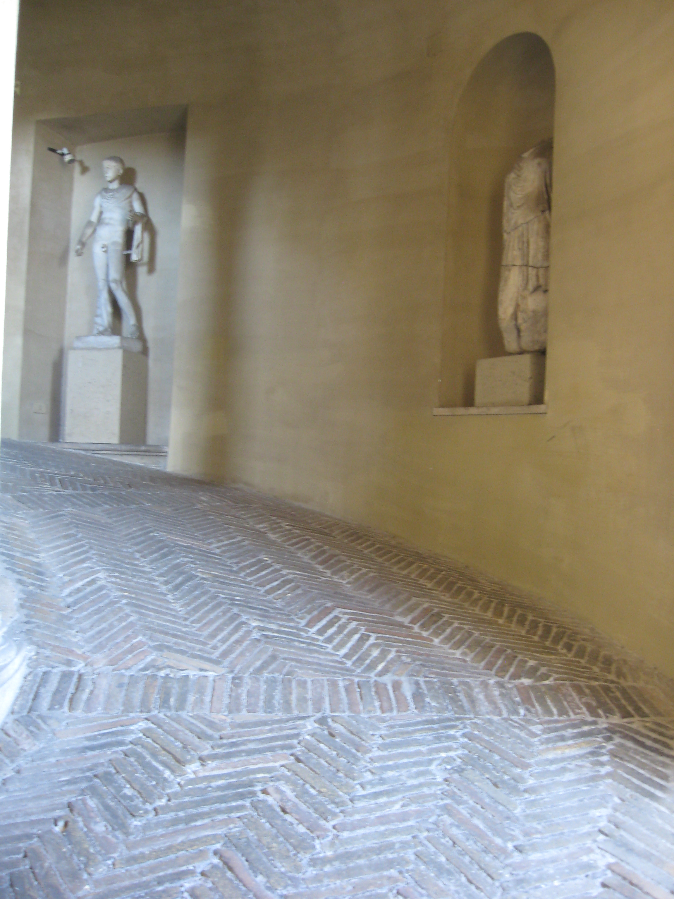 vatican_sistine_chapel_bramante_staircase_3