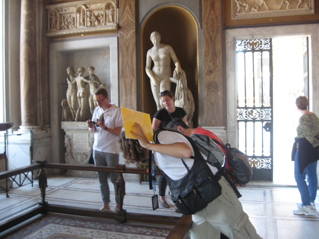 Vatican Sistine Chapel Tour - Group in Gabinetto delle Maschere