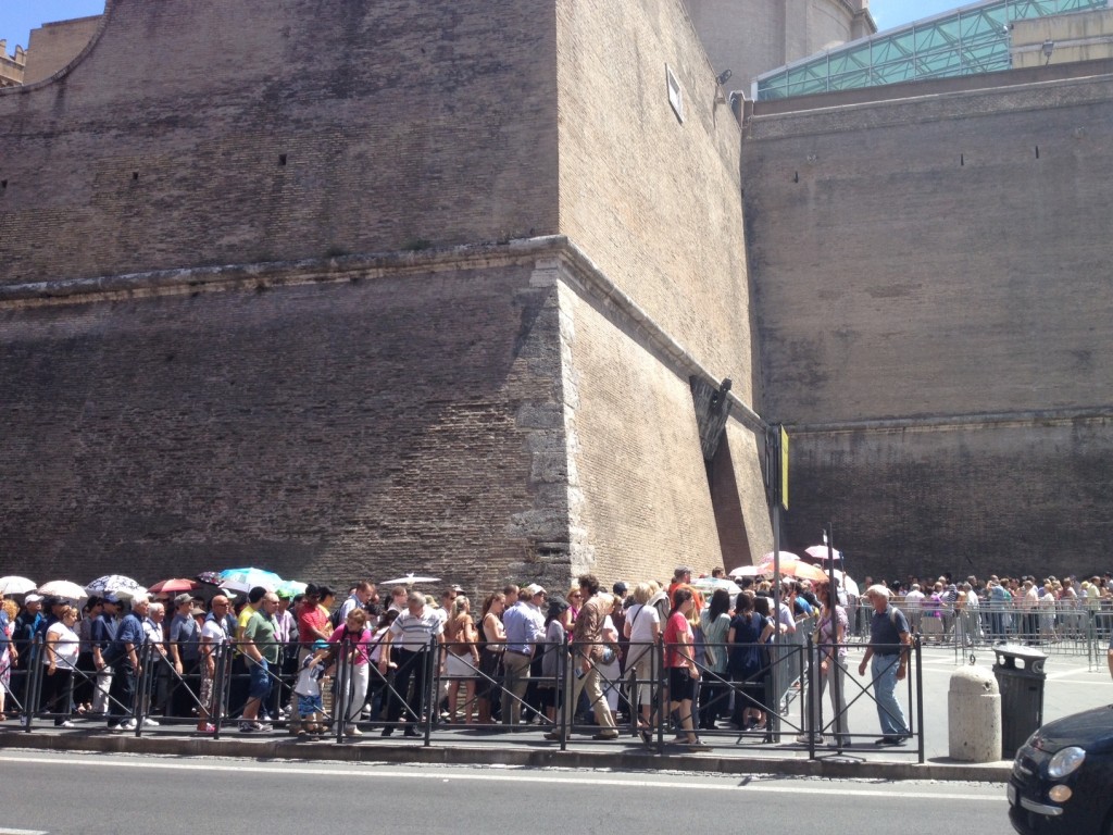 Vatican Sistine Chapel Tour - Lines Outside