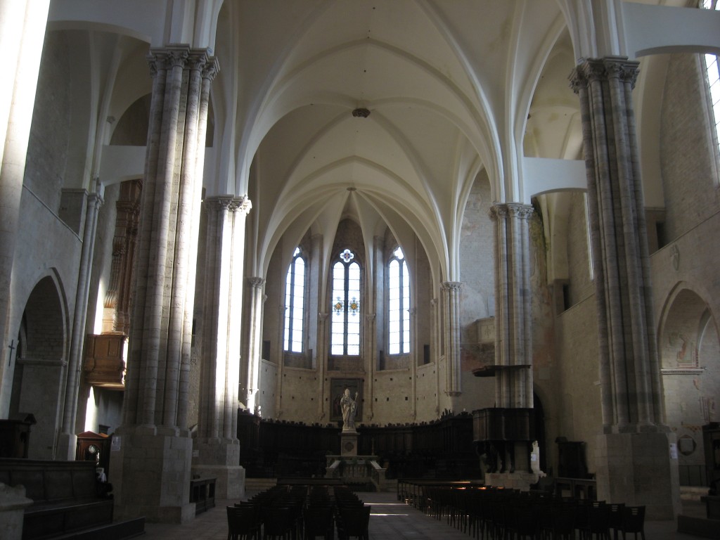 Inside San Fortunato - Todi, Italy