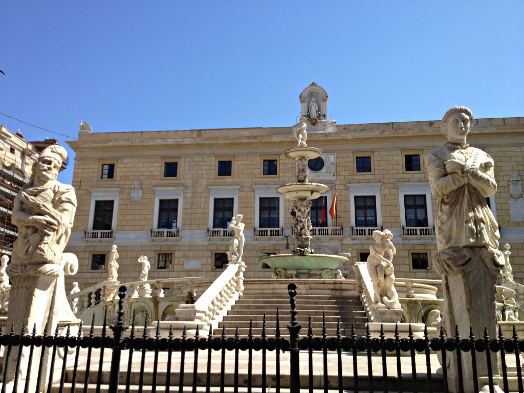 Things to do in Palermo - Piazza Pretorio, Fountain