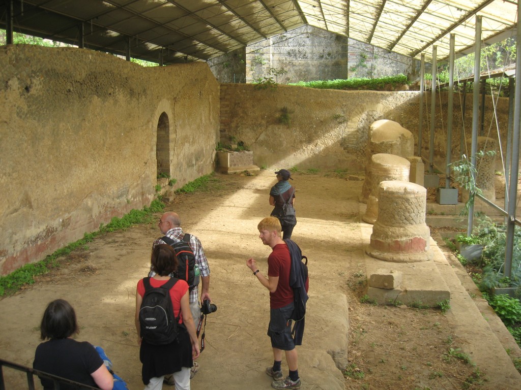 Day trip from Rome: Lake Nemi - Roman Ruins