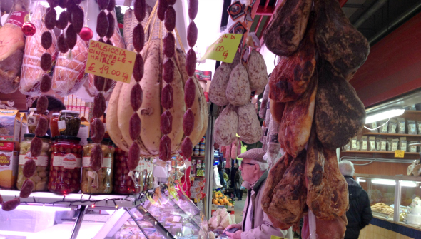 Exploring Trionfale Food Market and Roman Cuisine with Tavole Romane