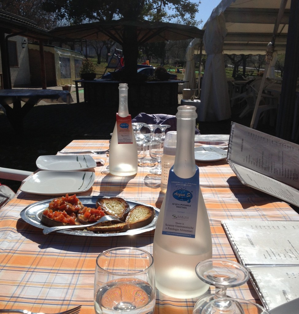 Places to Eat in Rome - Sunday lunch outdoors