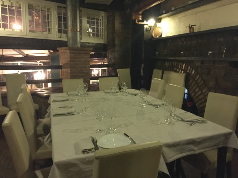 Guided Wine Pairing Dinner in Rome: Private room