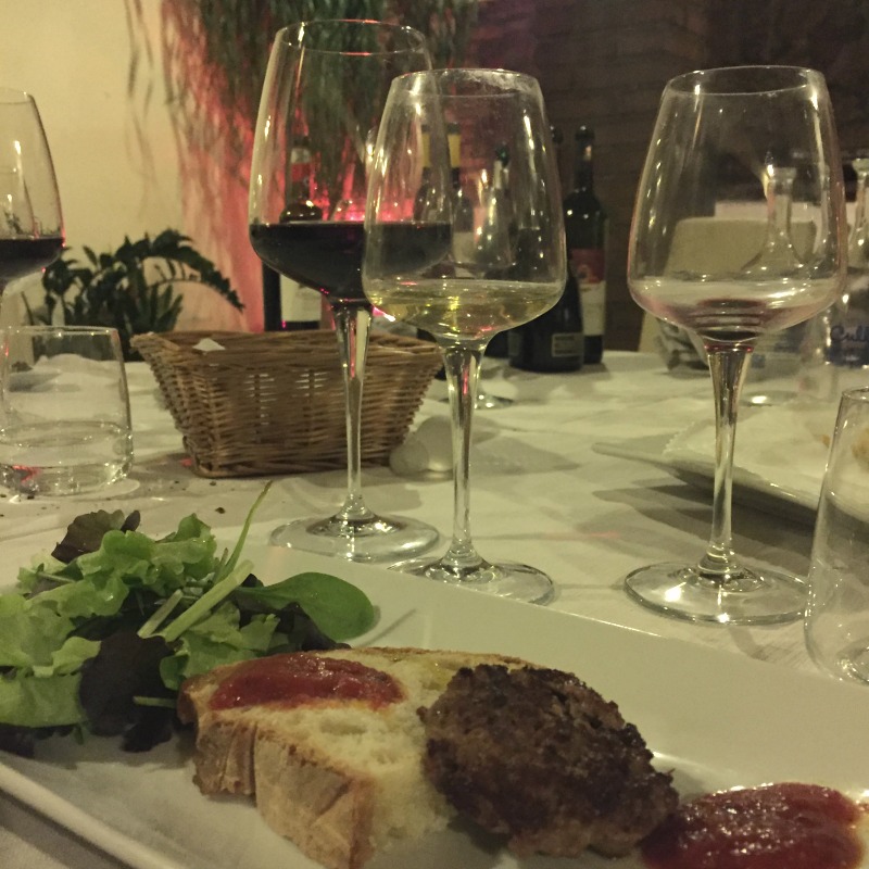 Guided Wine Pairing Dinner in Rome: Chianina beef with Chianti Classico DOCG | BrowsingRome.com