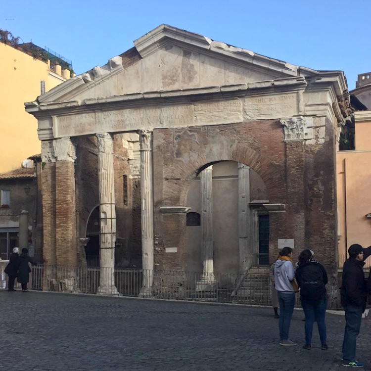 Winter in Rome: Sunday Food Tour with Eating Italy | Portico d’Ottavia | BrowsingRome.com