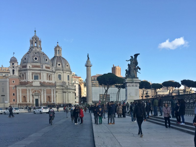 Winter in Rome | Piazza Venezia | BrowsingRome.com